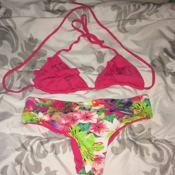 San Lorenzo Brazilian style bathing suit set - Picture 1 of 4